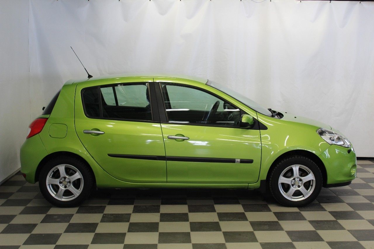 Auto occasion Renault Renault Clio Dynamic Turbo Diesel Renault Clio